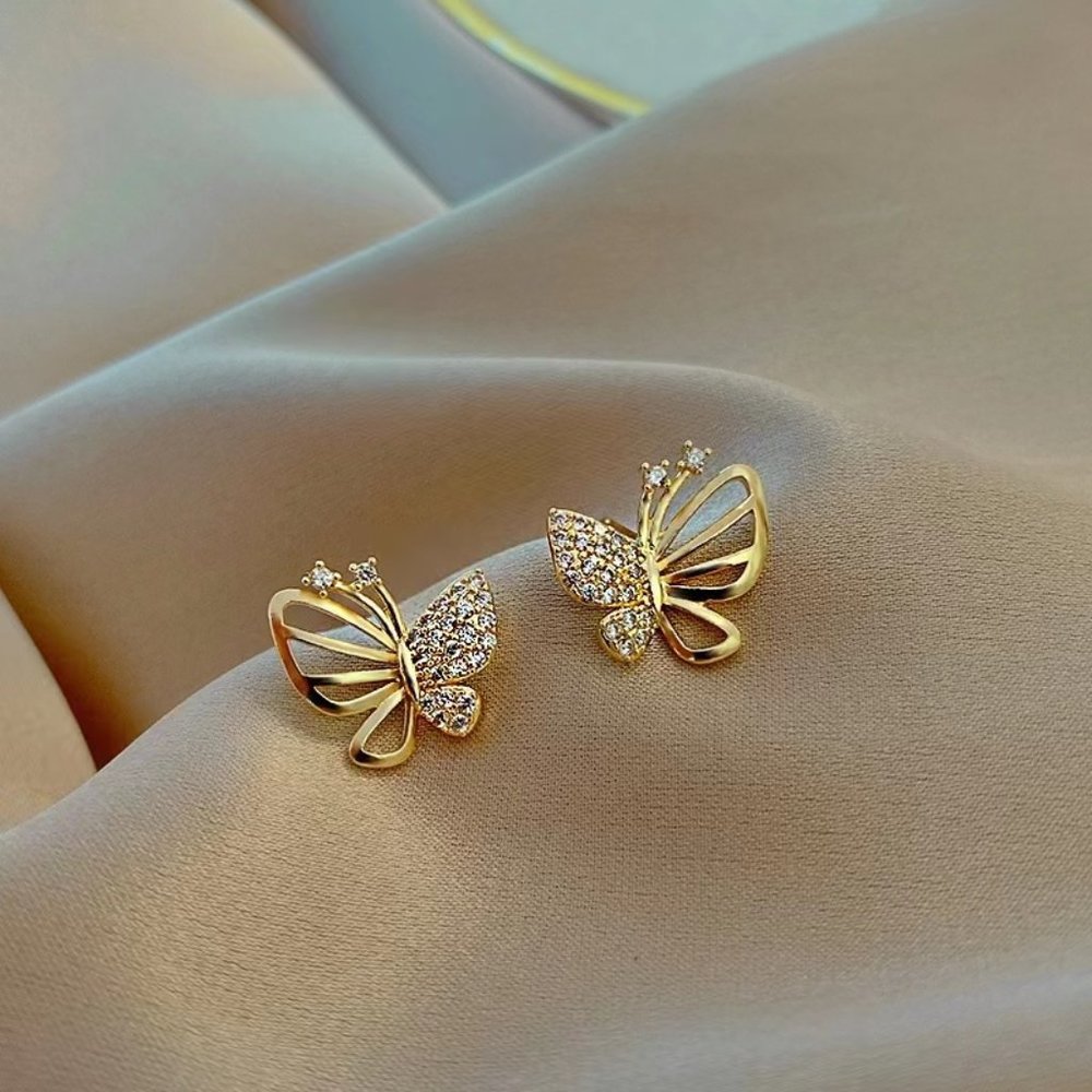 Lady Earrings